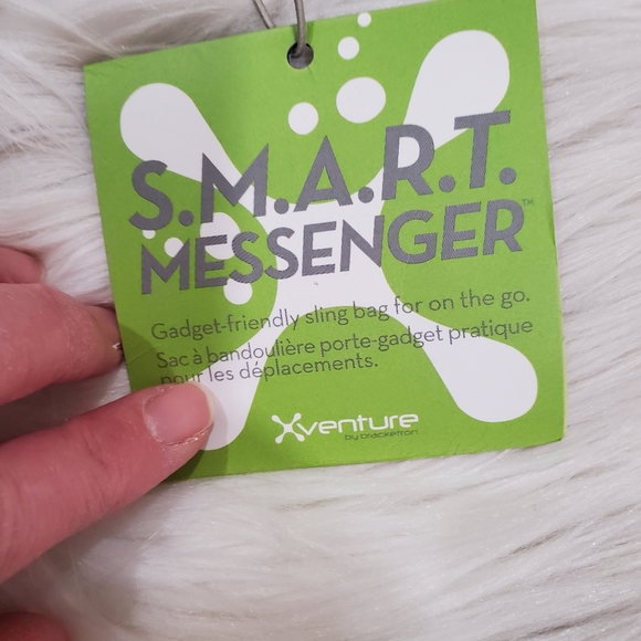 X Venture smart messenger bag - Picture 11 of 13